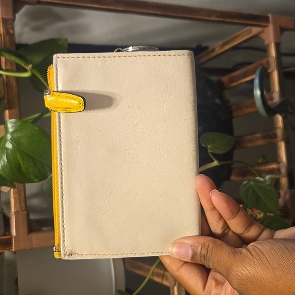 Coach Wallet - Picture 4 of 9